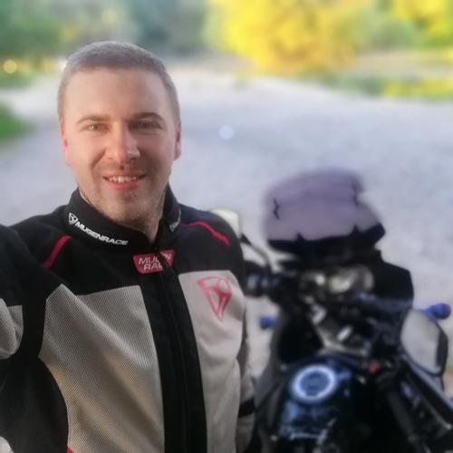 Bakos Zoltán