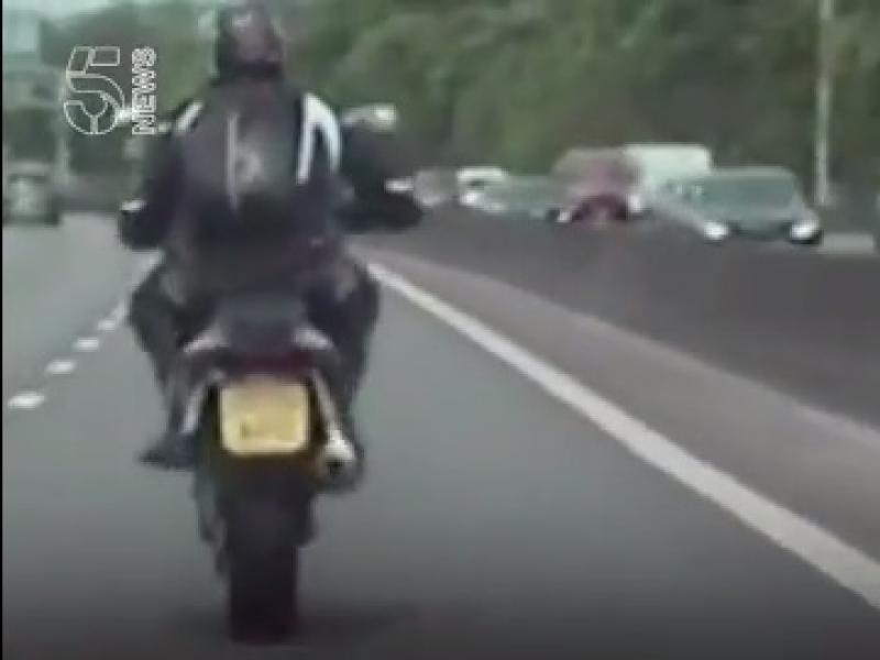 Egykerekezett a pályán, 8 hónap börtönre ítélték - videó