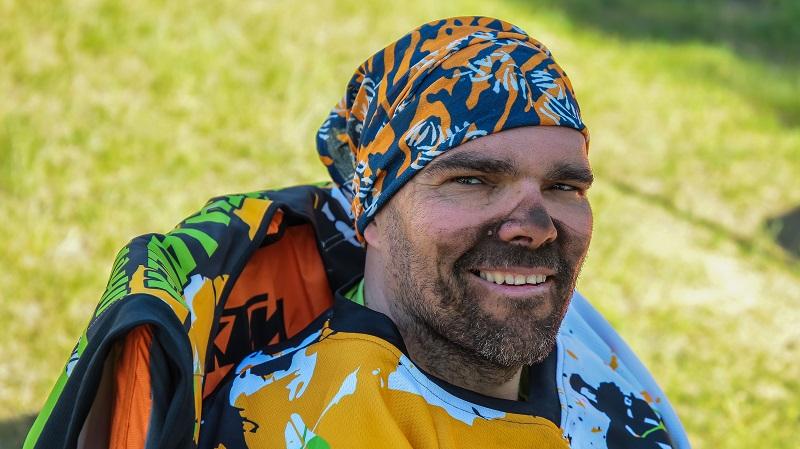 Laller a homokozóban