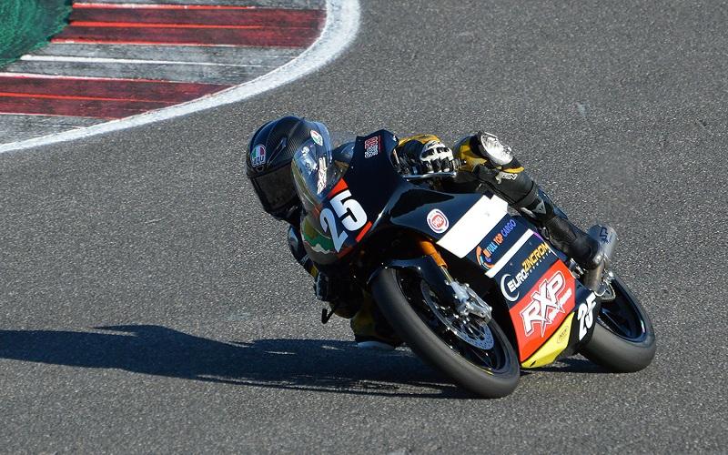 Pontokat rabolt első PreMoto3-as versenyén a magyar tehetség