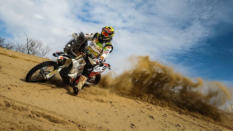 HORVÁTH LAJOS: „A REMÉNY HAL MEG UTOLJÁRA: BÍZOM BENNE, HOGY HAMAROSAN MÁR A VERSENYPÁLYÁN TALÁLKOZU