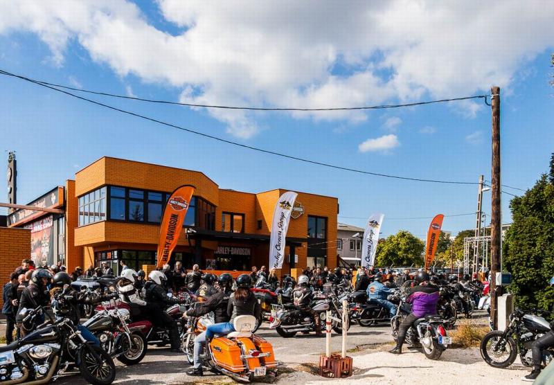 Bazi nagy Harley buli, avagy szezont zártak a kemény motorosok