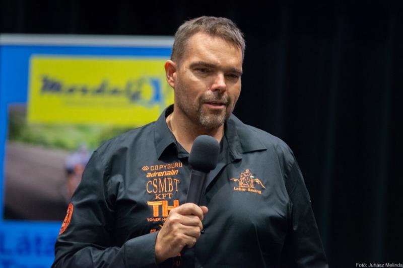 Tandemtúra: Horváth Lajos „Laller” ismét a LÁTÁSSÉRÜLTEKÉRT teker