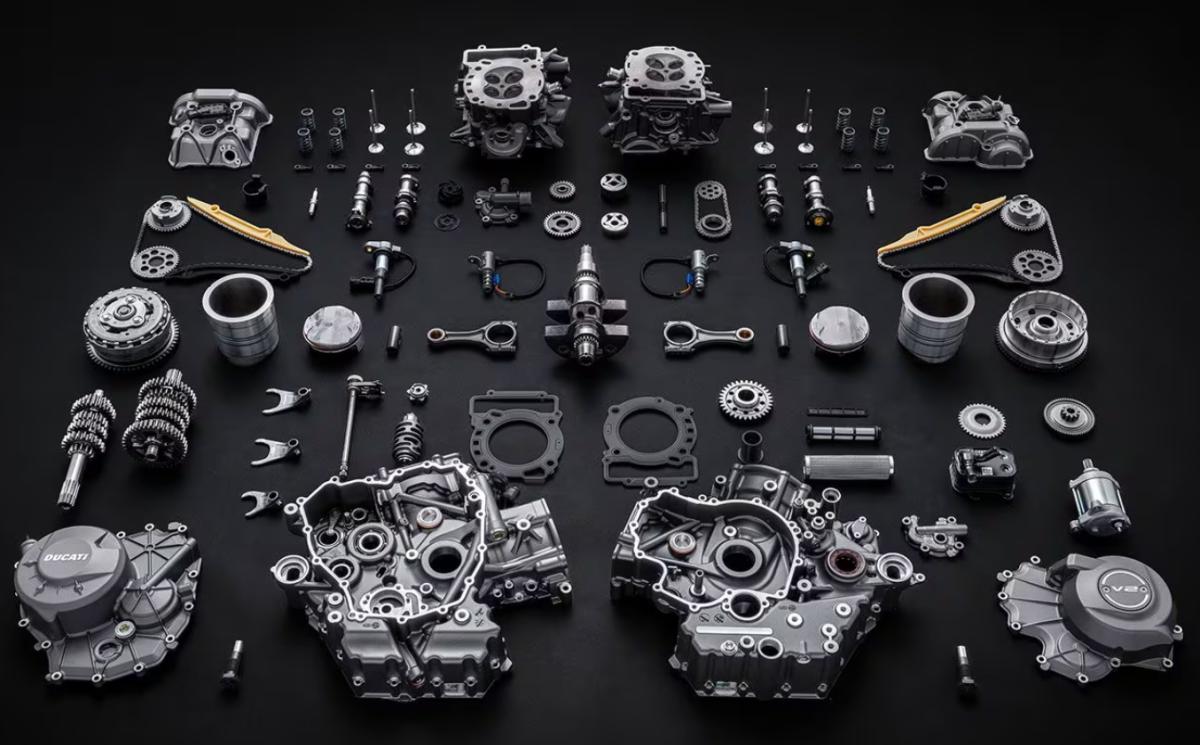 A Ducati új V2-ese megszabadult a Desmótól