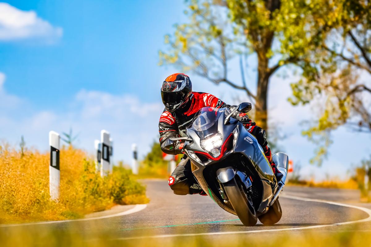 Hánnyal megy? Suzuki Hayabusa teszt