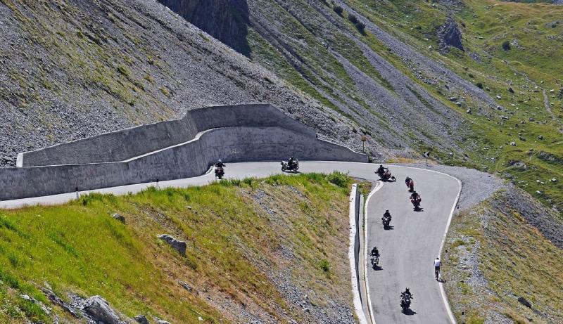 Stelvio-hágó - A hajtűkanyarokkal teli panorámaút