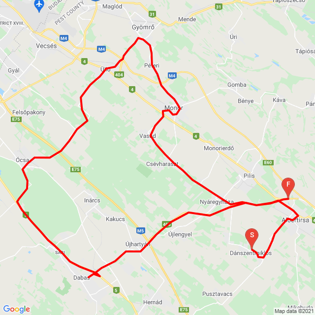 szakadó esőben..