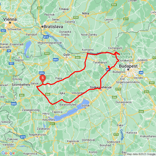 20230820_üvegtigris, Teca kocsmája