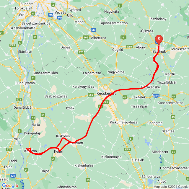 Nom du voyage: 20240602_080231 Dodor show<br>Motard: Zsolt Bojtos<br>Départ: 2024.06.02.<br>Distance: 309.567 km<br>Vitesse moyenne: 75 km/h<br> 20240602_080231 Dodor show