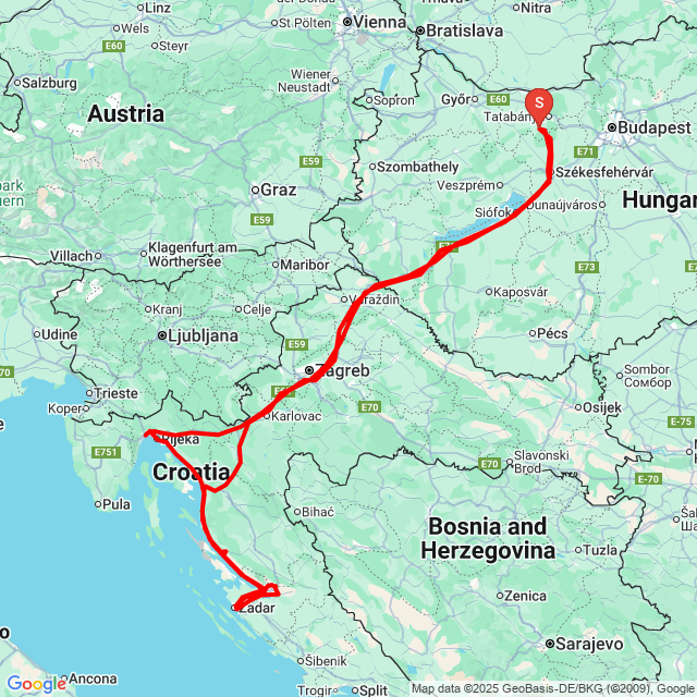Nome della gita: 20250501_Horvát Zadar<br>Motorista: HZoli<br>Partenza: 2025.05.01.<br>Distanza: 1607.44 km<br>Velocità media: 76 km/h<br> 20250501_Horvát Zadar